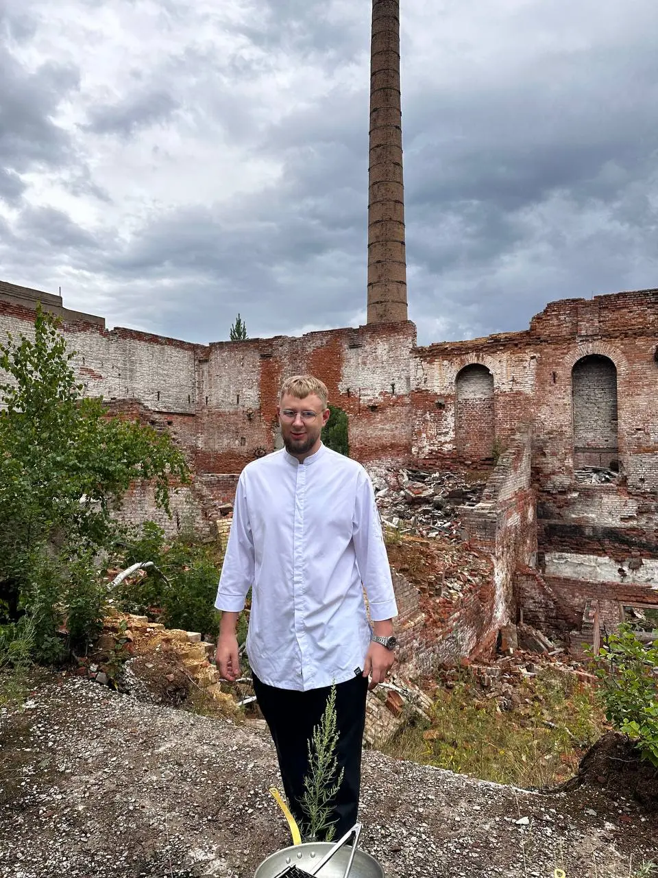 Выбрались с шефами на заброшку, поснимать контент для одного интересного мероприятия