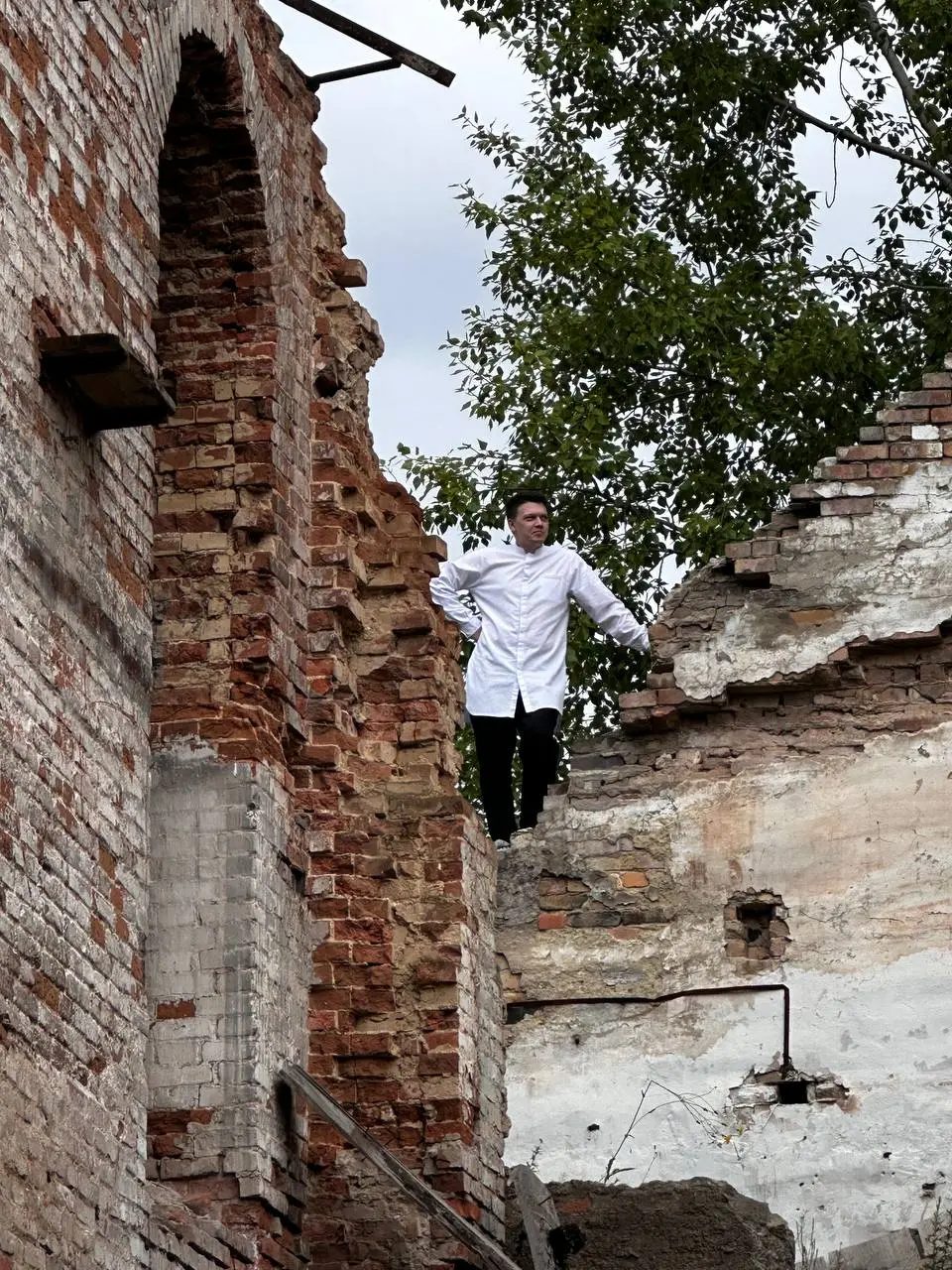 Выбрались с шефами на заброшку, поснимать контент для одного интересного мероприятия