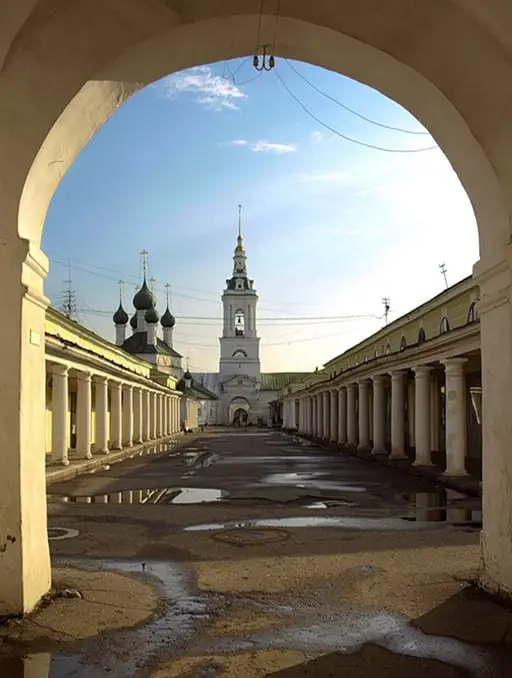 Гастро-тур «Клубника, стейки, Кострома»