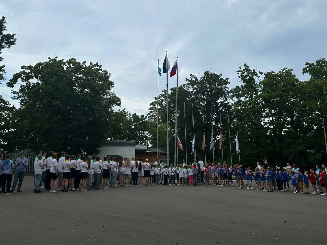 СМЕНА ОТКРЫТА: «СВИСТАТЬ ВСЕХ НАВЕРХ!»