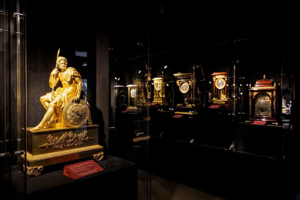 Обзорная экскурсия по постоянной экспозиции Музея Времени и Часов 0+