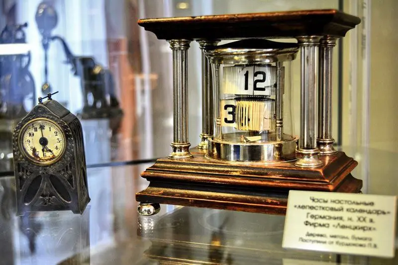 Обзорная экскурсия по постоянной экспозиции Музея Времени и Часов 0+