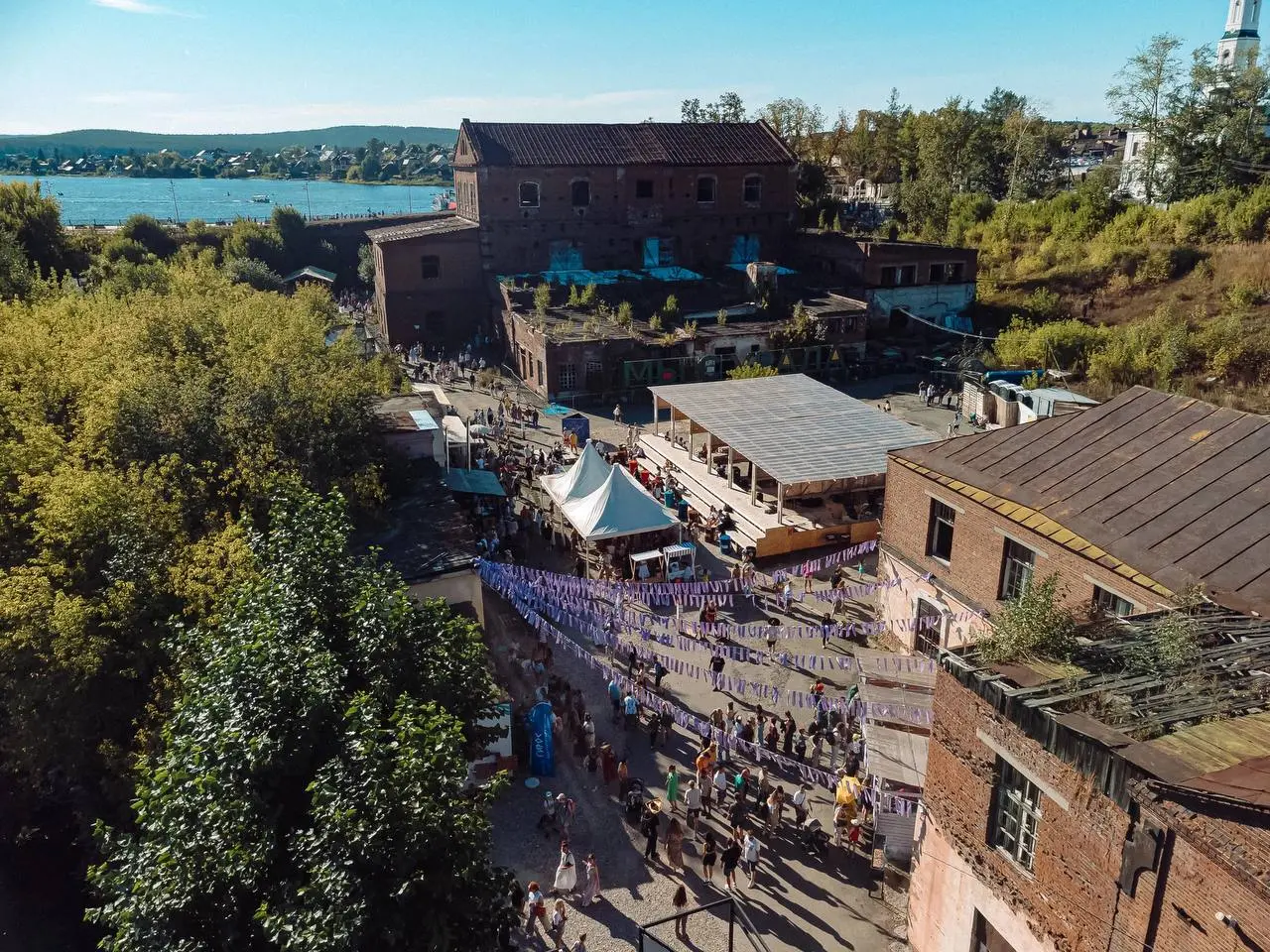 Проводы июля в креативном кластере «На Заводе»