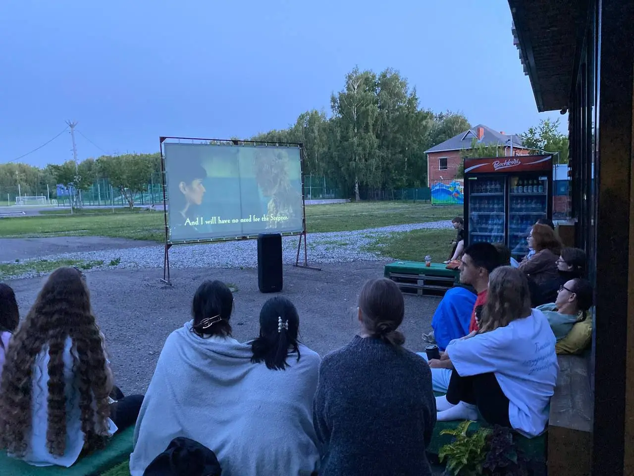 Кино под открытым небом!