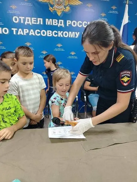 Экскурсия по отделу полиции для воспитанников реабилитационного центра