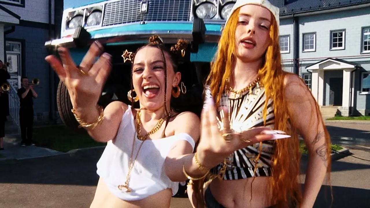 Премьера клипа «Money Over Boys» и альбома «MAYDAY» 1 августа