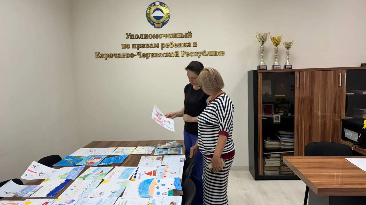 Просветительский фестиваль «Вода и мы» выставка рисунков