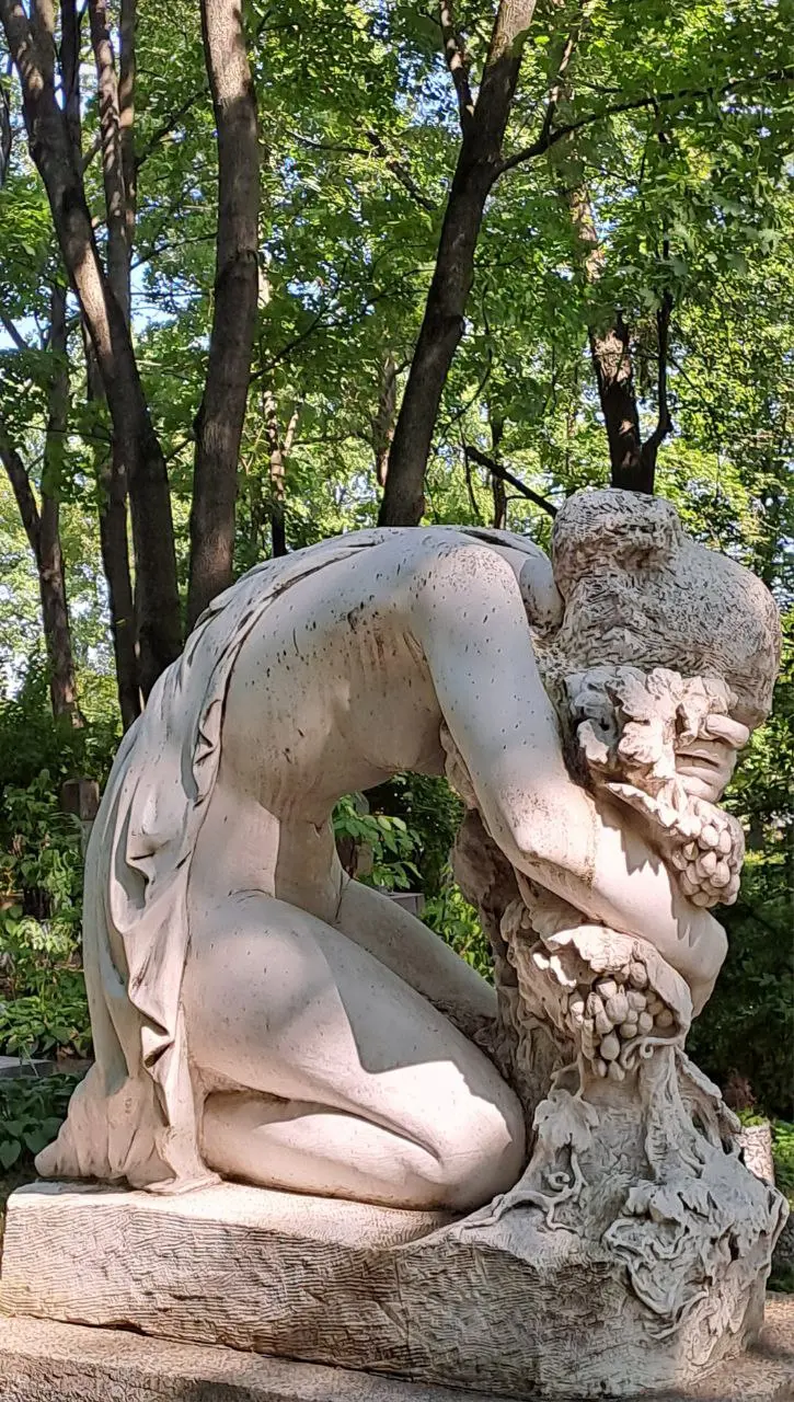 тематические экскурсии по Литераторским мосткам