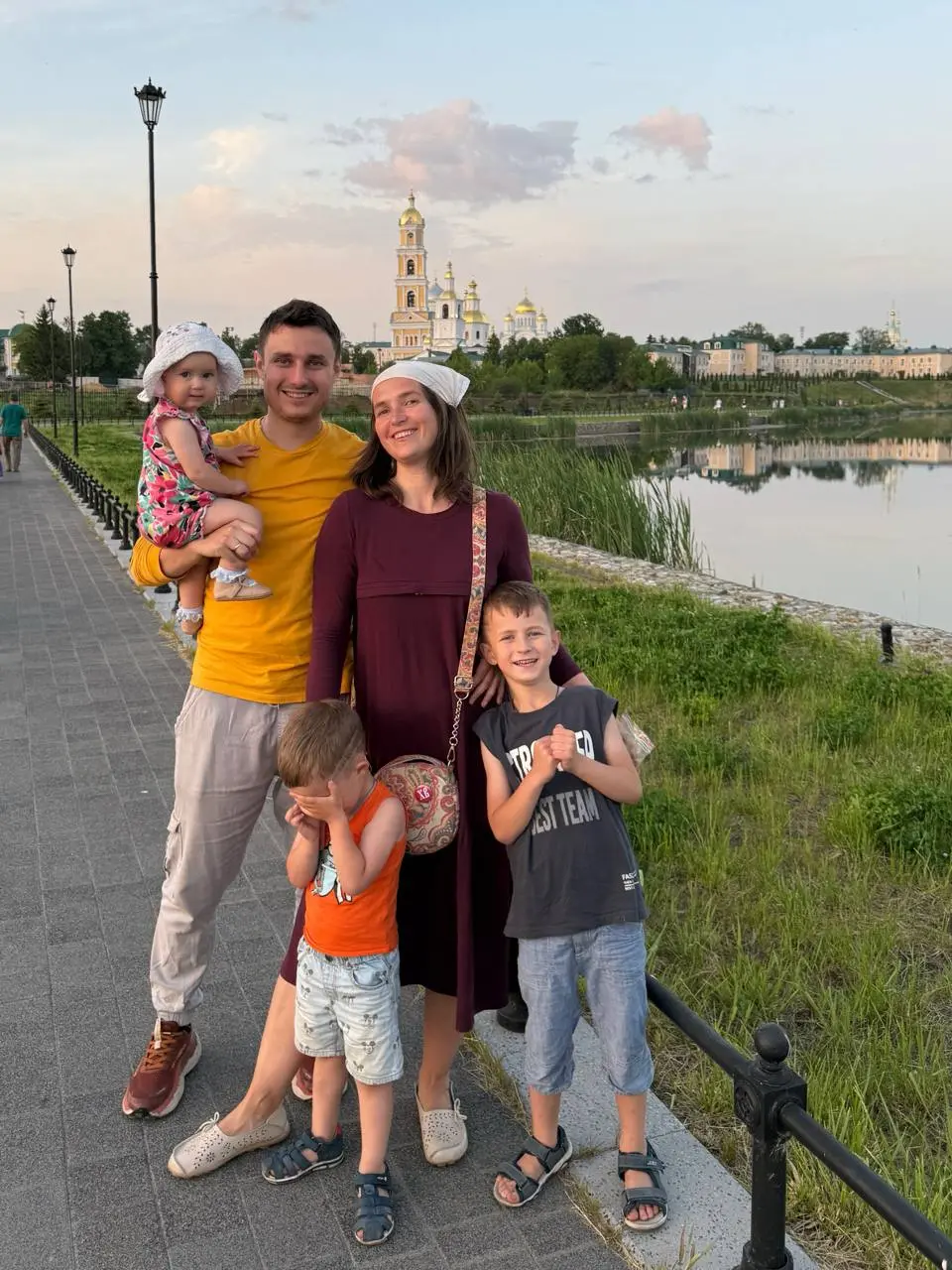 Память батюшки Серафима и поездки в Дивеево