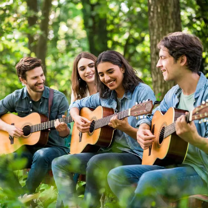 Гитарник в парке — душевные посиделки с песнями