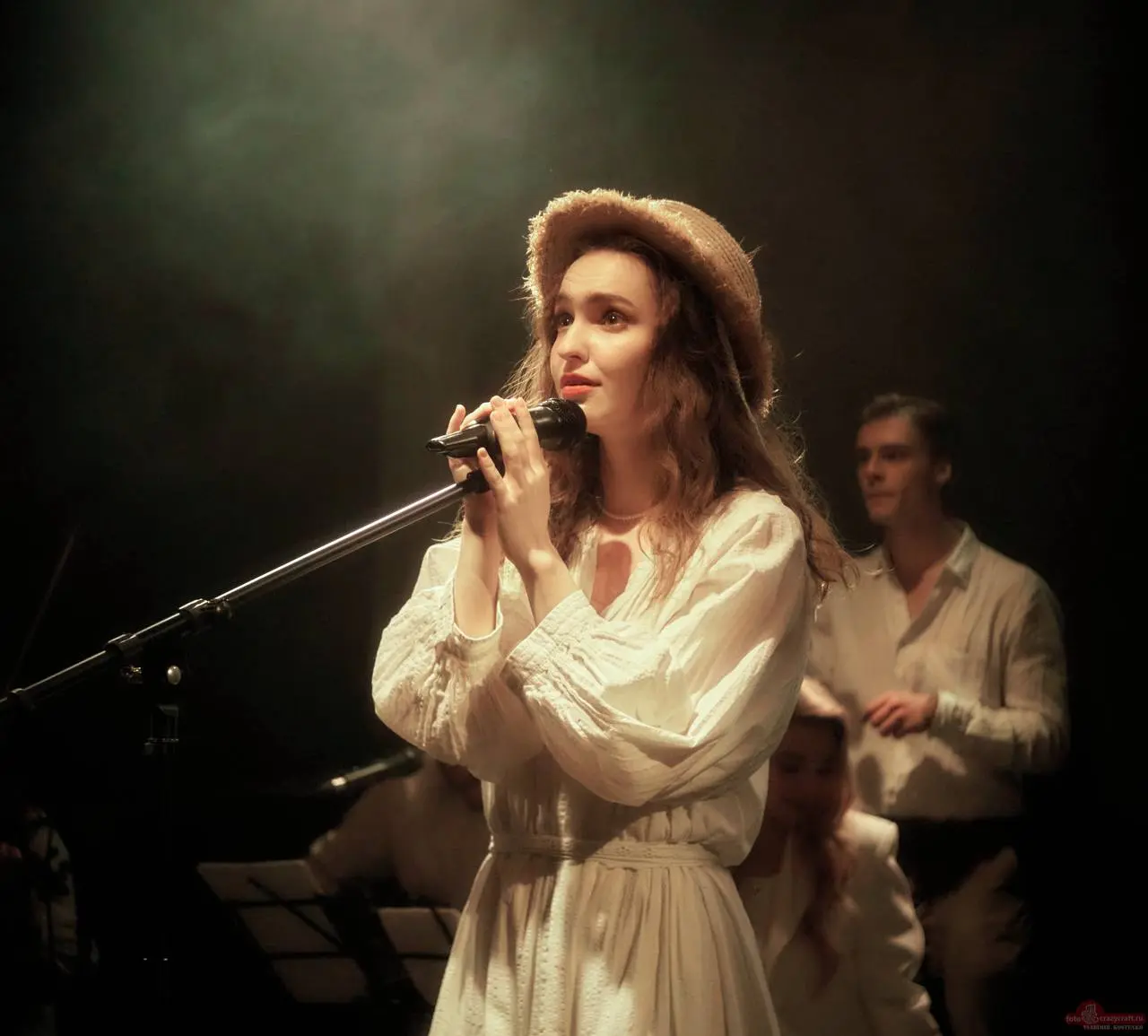 Спектакль-soundrama 'Один день лета' на сцене театра им. М. А. Булгакова