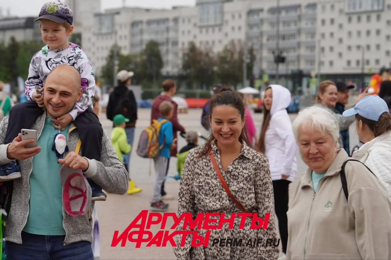Фестиваль уличных театров «Флюгер»