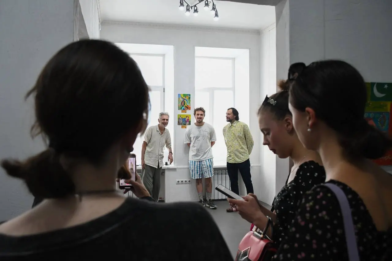 Неимоверное превосходство жёлтого цвета