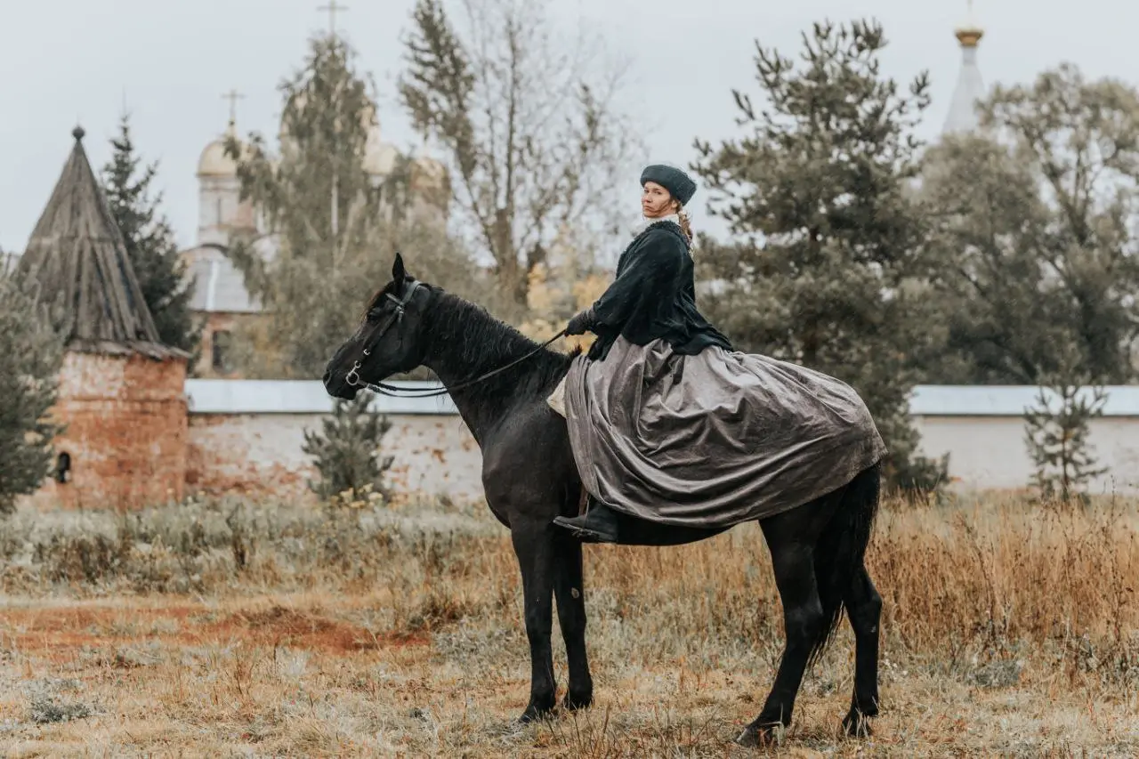 Вечерняя фотосессия с лошадьми в заповедные места под Можайском