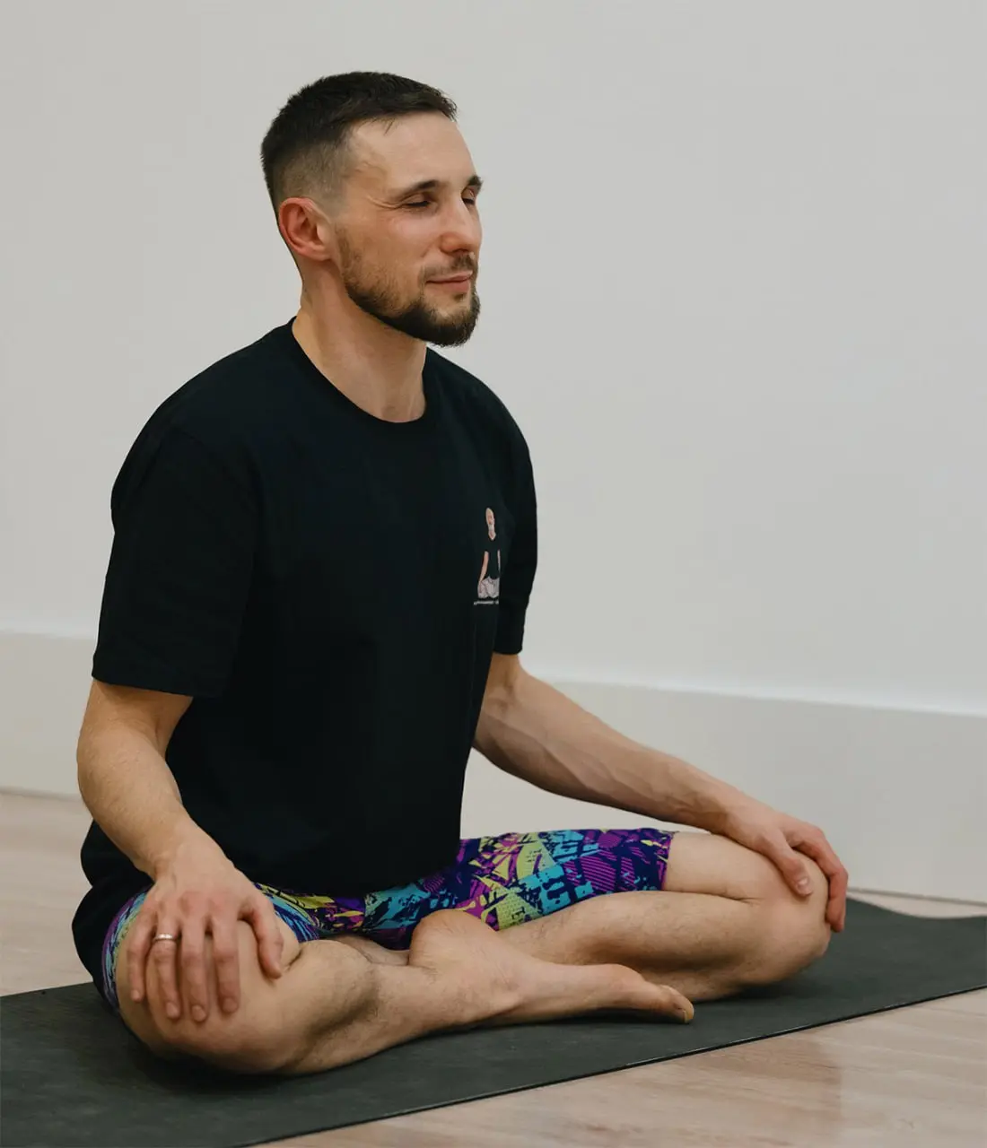 Онлайн-практики с кураторами клуба Fuad Yoga