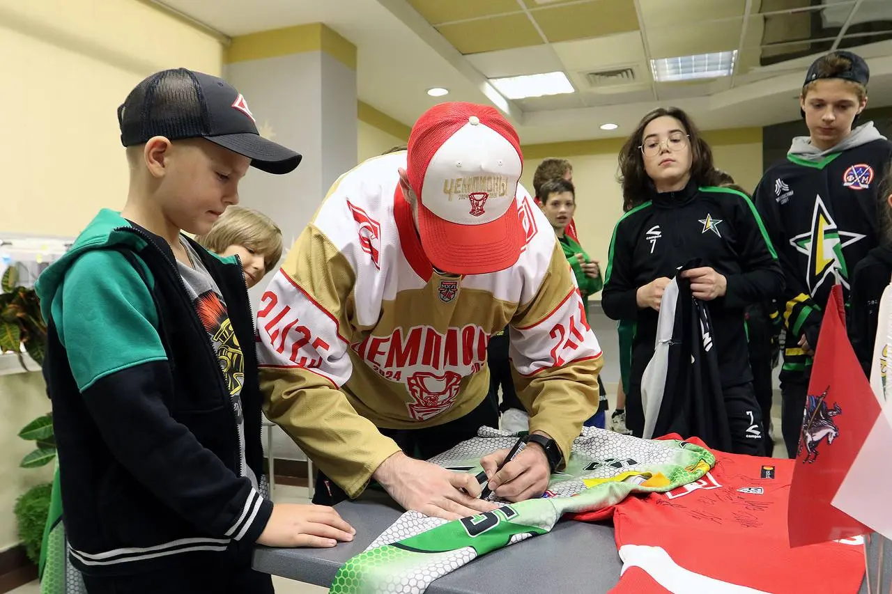 Кубок Харламова в Северной звезде