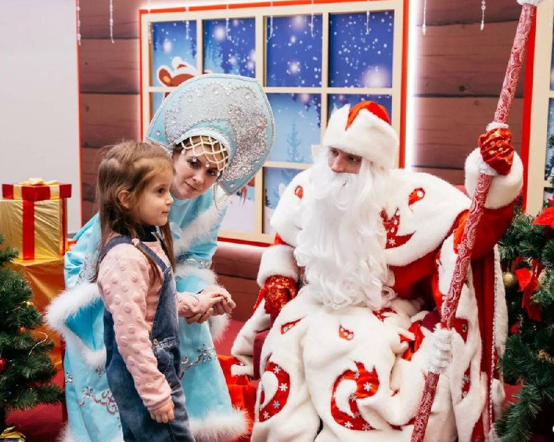 Спектакль-сторитейлинг в ТЦ Океания