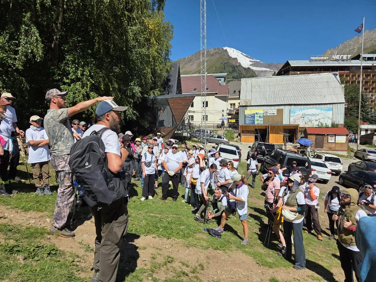 Ежегодный фестиваль экологического туризма «Чистая гора» и субботник в Чегете