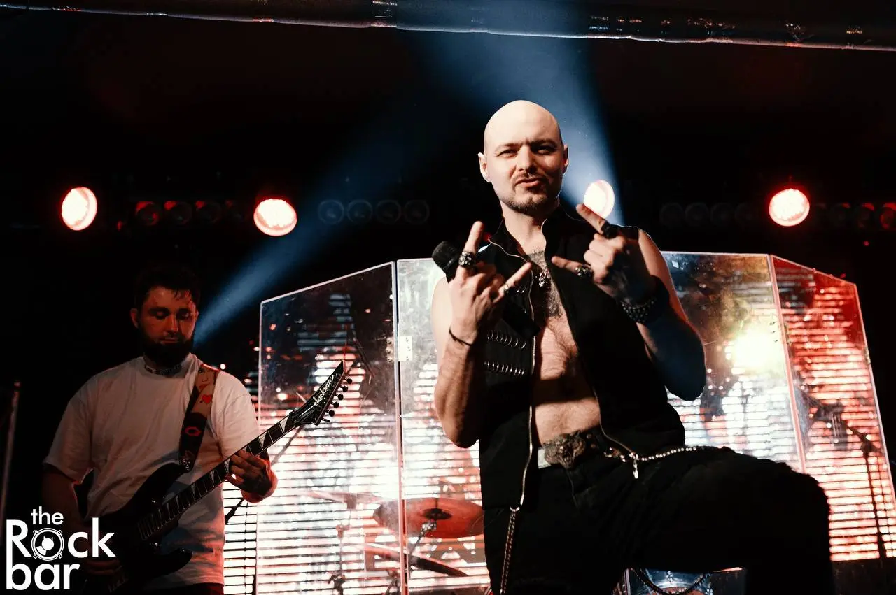 The Rock Bar на Горького: На сцене: «Раз Два» — Золотая подборка хитов и два часа рок-музыки