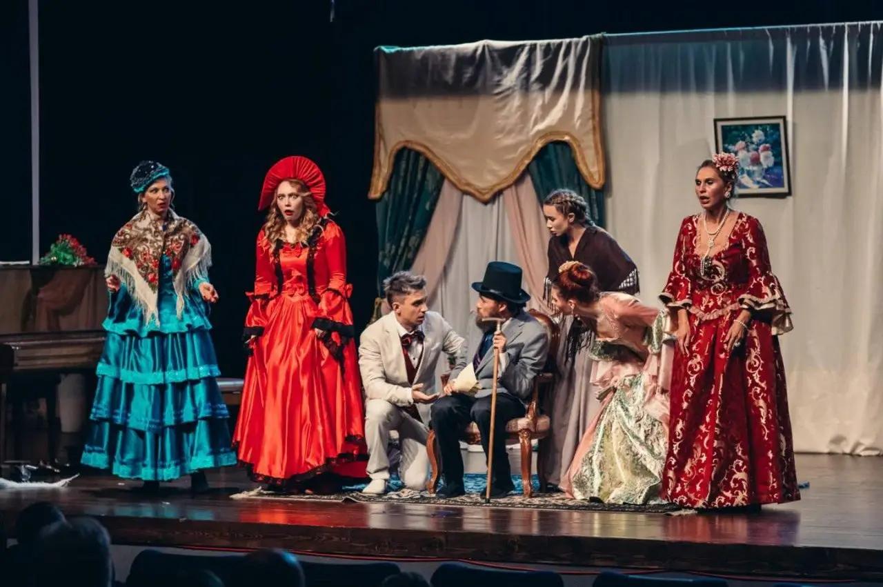 Чехов без слов, фолк-хоррор и театр из бумаги