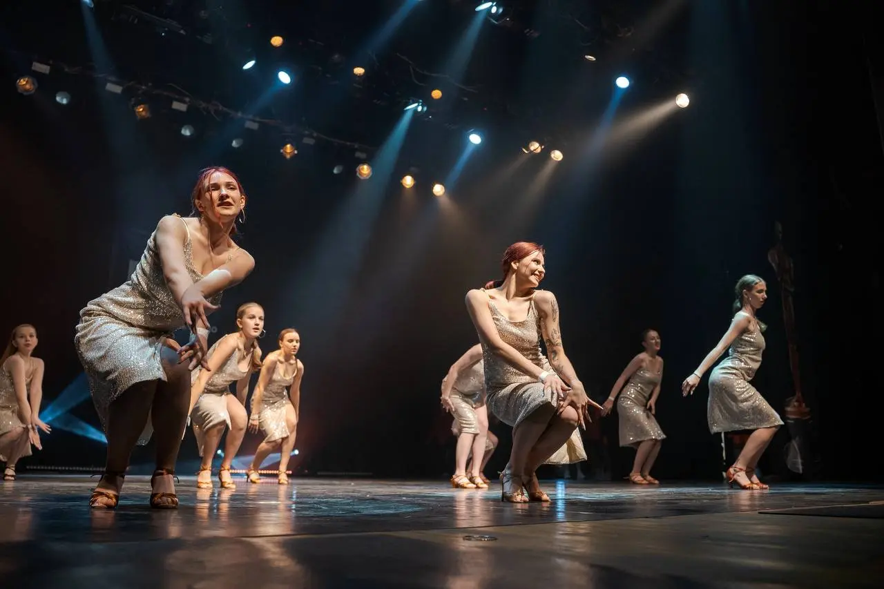 Latina: Набор со 2 сентября