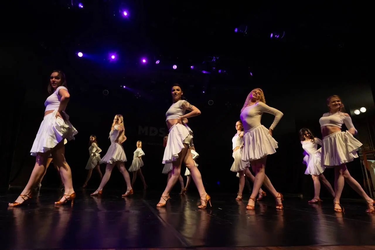 Latina: Набор со 2 сентября