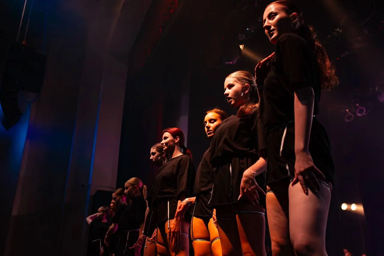 Latina: Набор со 2 сентября