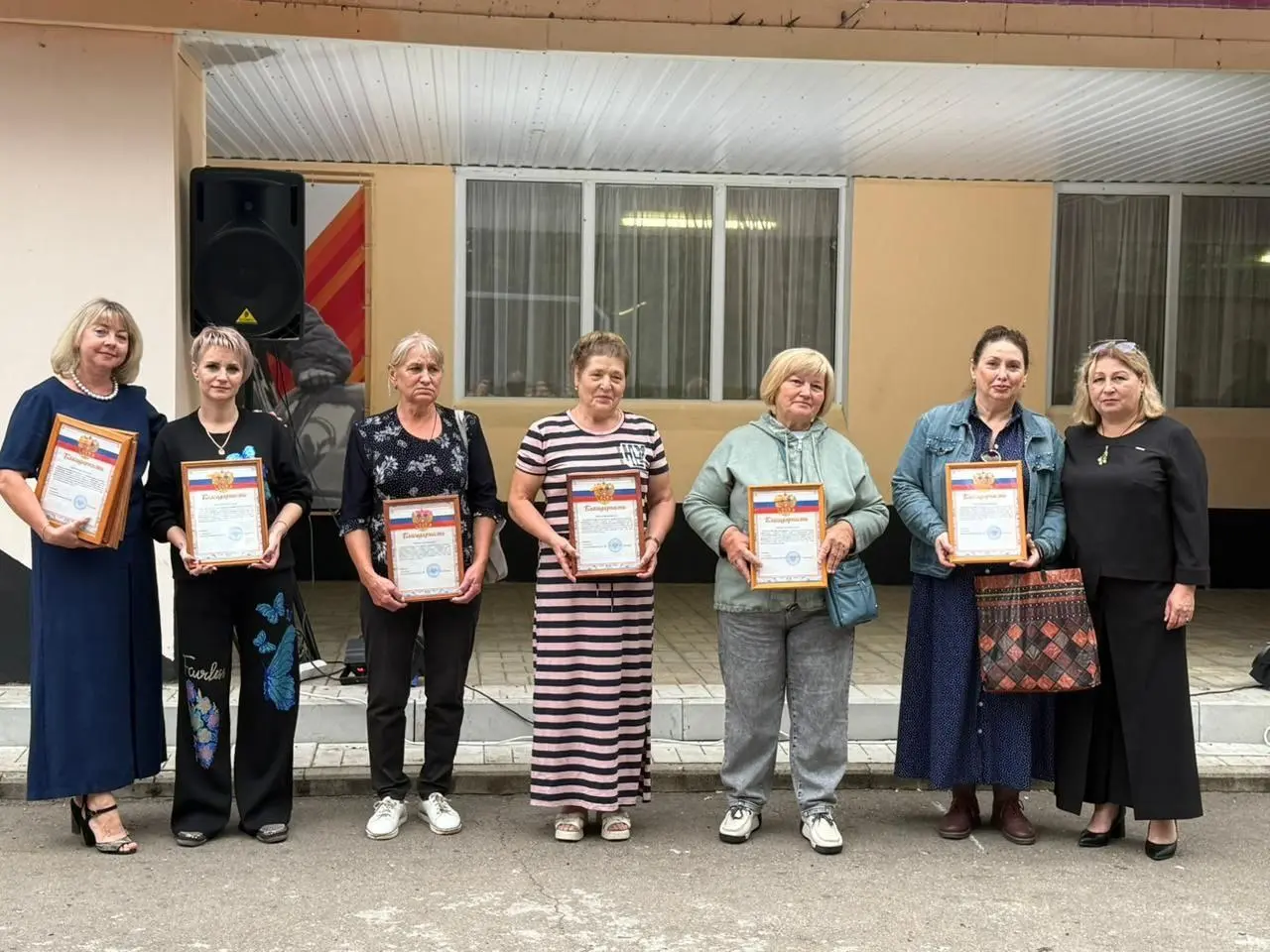 На дне села в с. Новоникольское