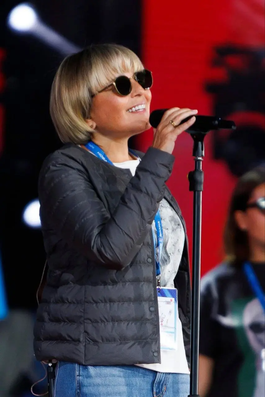 Новая волна 2025. День ретро шлягера. Репа и выступление.