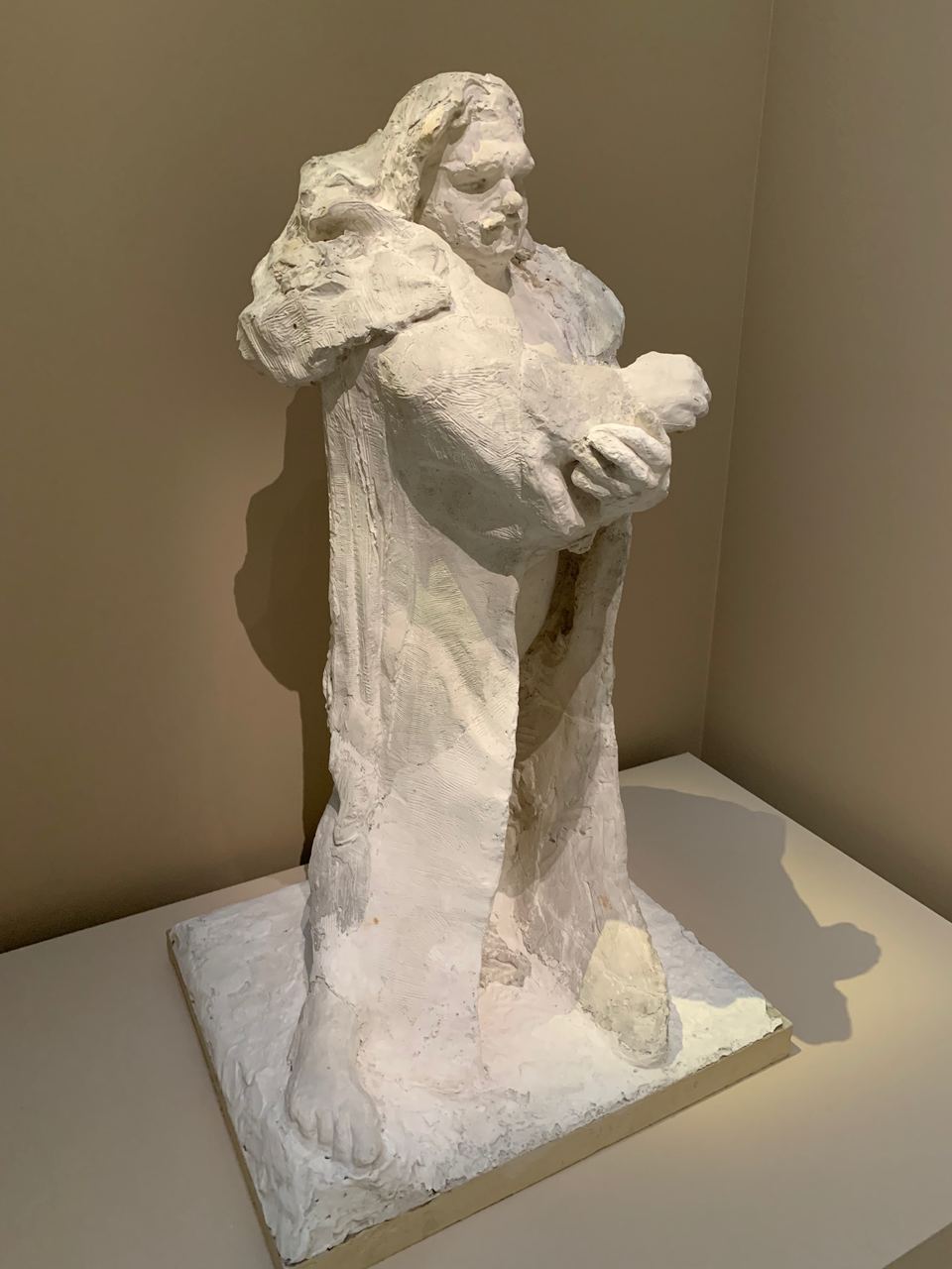 Не-видимые тела. Исследование в халате Бальзака