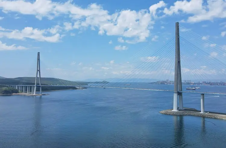 Акватории Владивостока и острова Русский закрываются на время ВЭФ