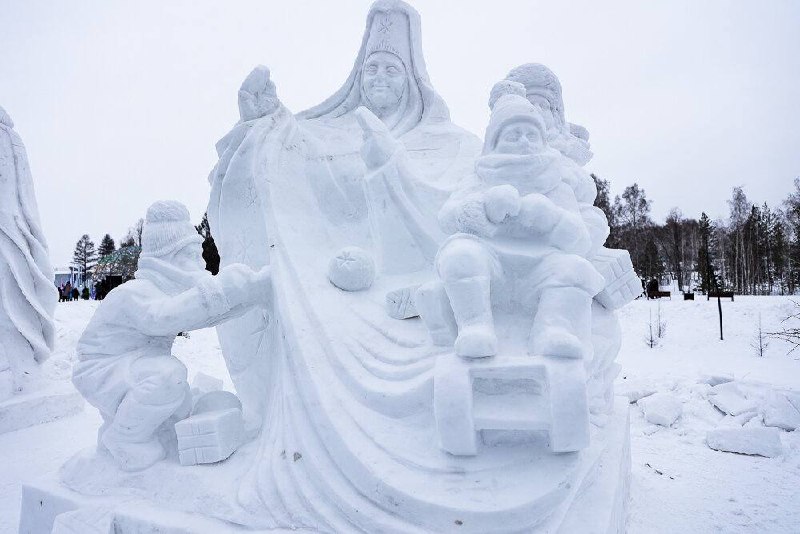 Конкурс снежных скульптур