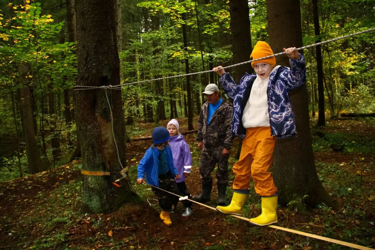 ГОРОДСКОЙ ЛАГЕРЬ и связанные походы на октябрь и далее
