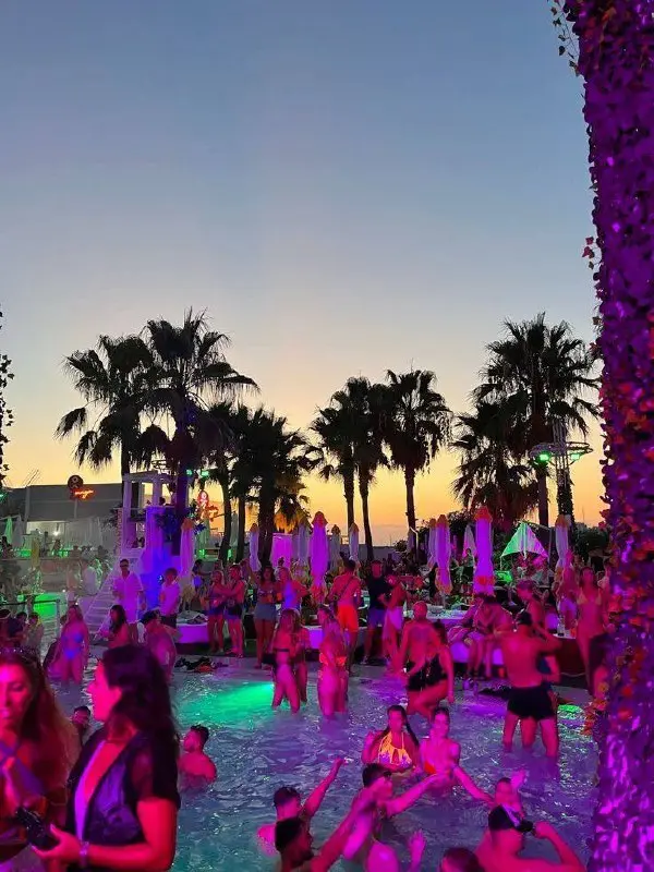 Pool Party vol.2