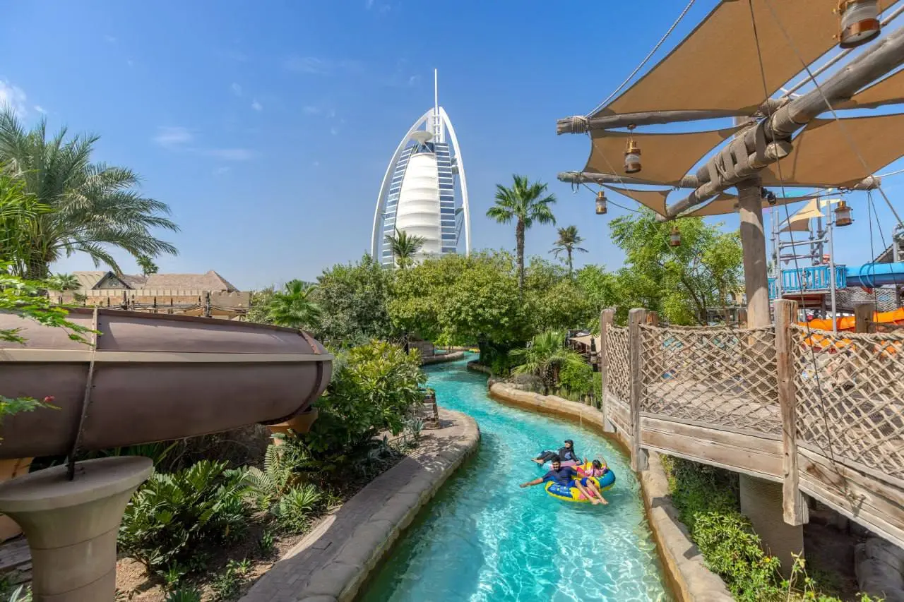 Море веселья в аквапарке Wild Wadi