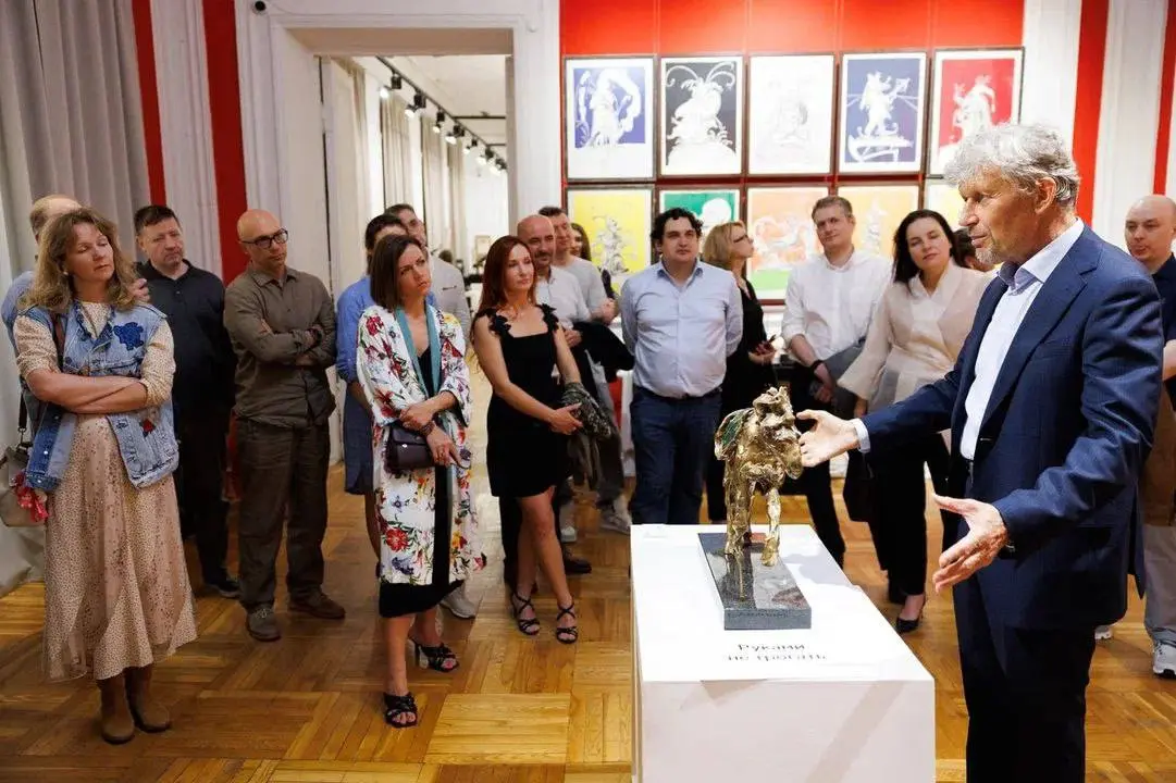 Авторская экскурсия владельца выставки «Дали и Пикассо»