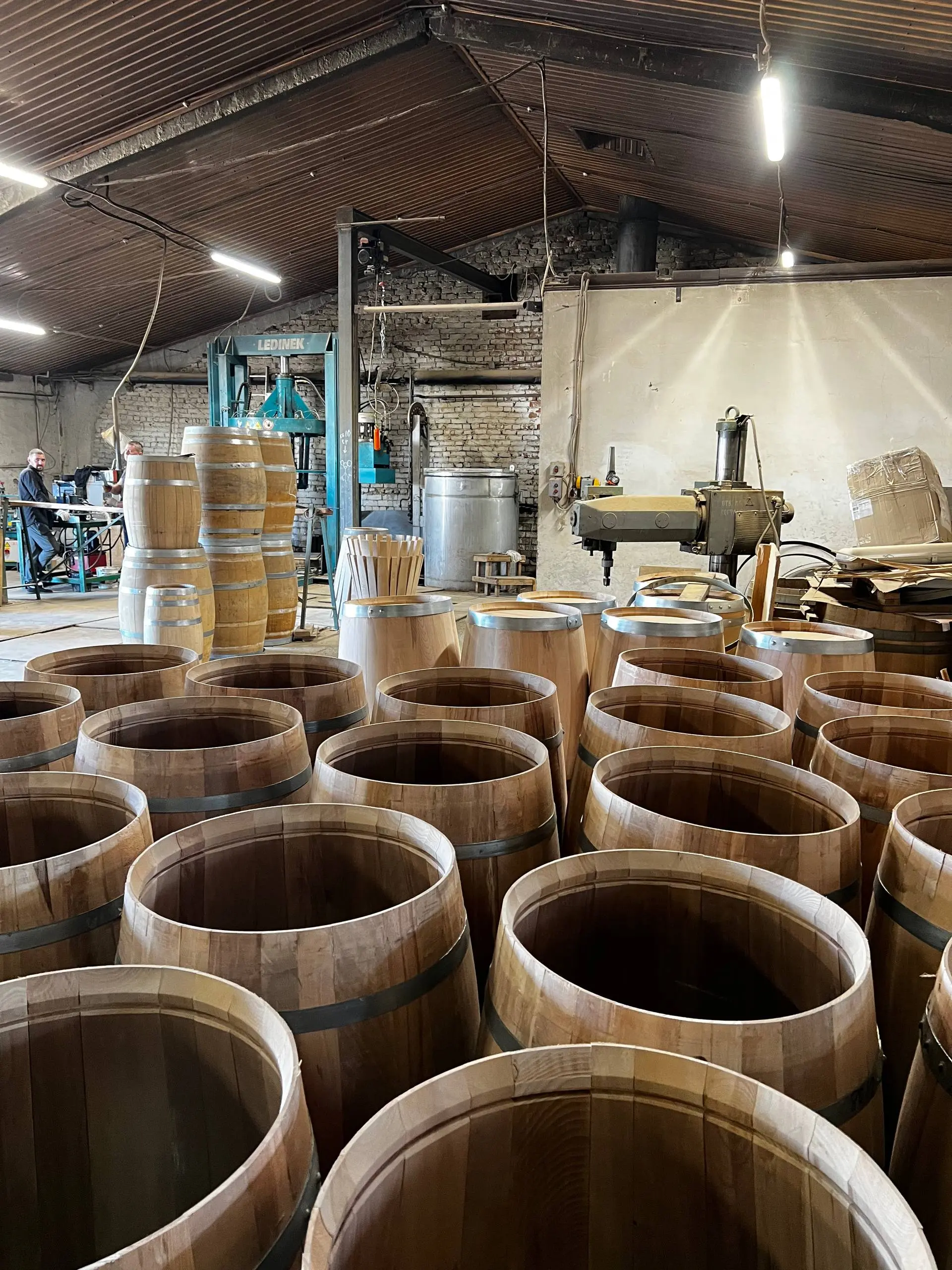 ПО ВИНОДЕЛЬНЯМ АНАПЫ И ТАМАНИ! Бархатный сентябрь с Any Wine