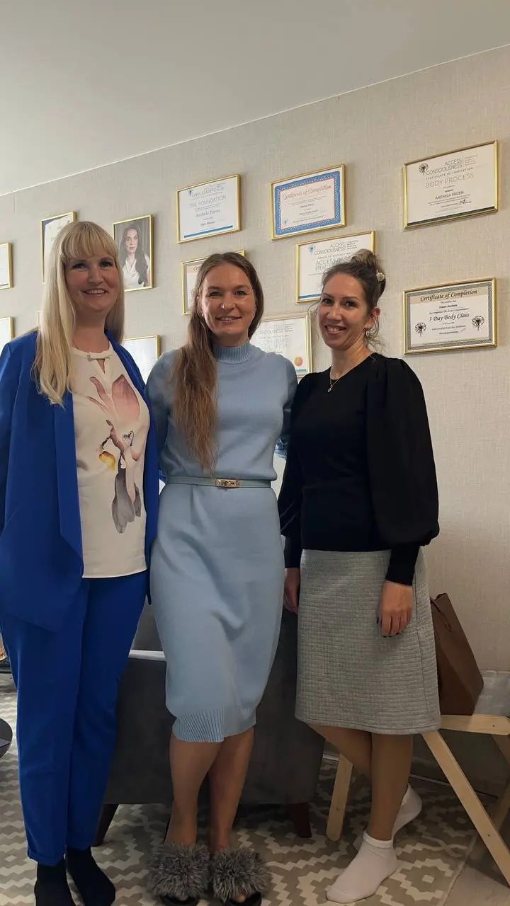 Вдохновляющий камерный завтрак в уютном кабинете