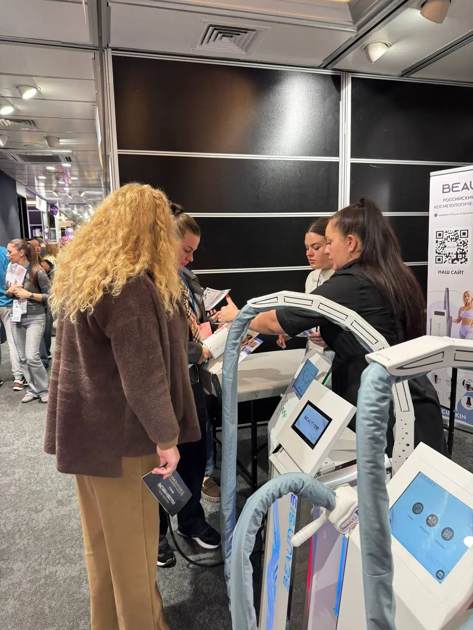 Завтра последний день выставки в Москве