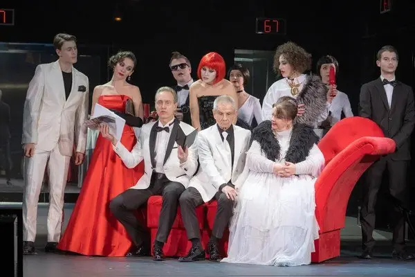 Спектакль "Мудрецы"