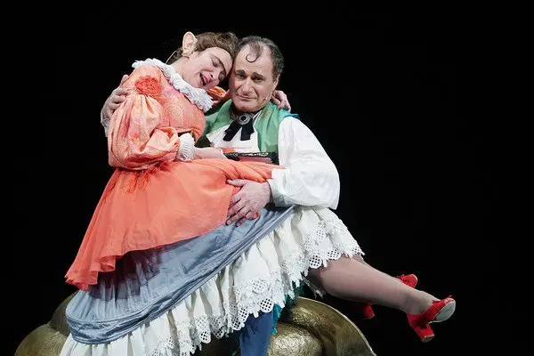 Дуэнья шоу и концерт для мюзикла: ноябрьская комедия