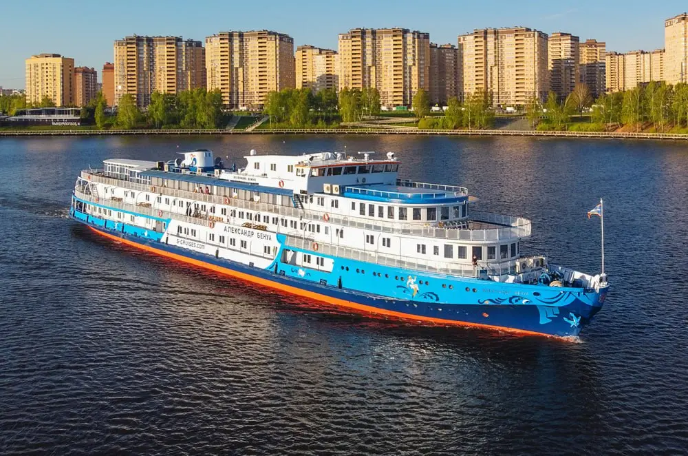 Авиационный круиз на теплоходе «Александр Бенуа»