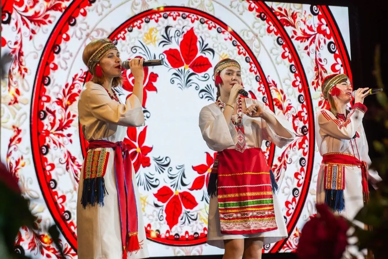 Дарить добро! Межрегиональный фестиваль финно-угорских народов «Паронь Пандома» в Сызрани