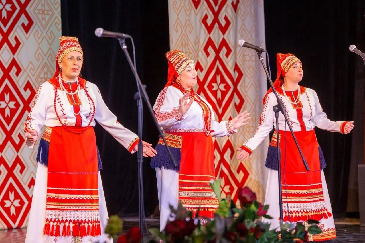 Дарить добро! Межрегиональный фестиваль финно-угорских народов «Паронь Пандома» в Сызрани