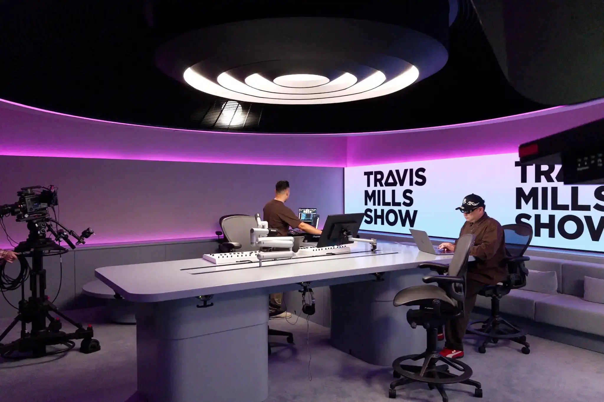 Музыкальный Диснейленд: как Apple превратила студию в Лос-Анджелесе в храм звука и блеска