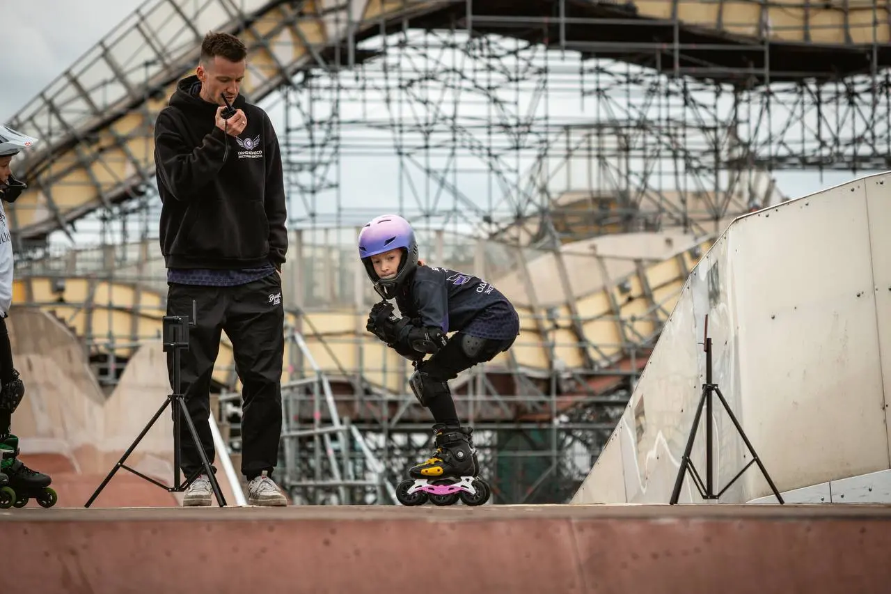 EXTREME-SCHOOL "ONE WHEEL"