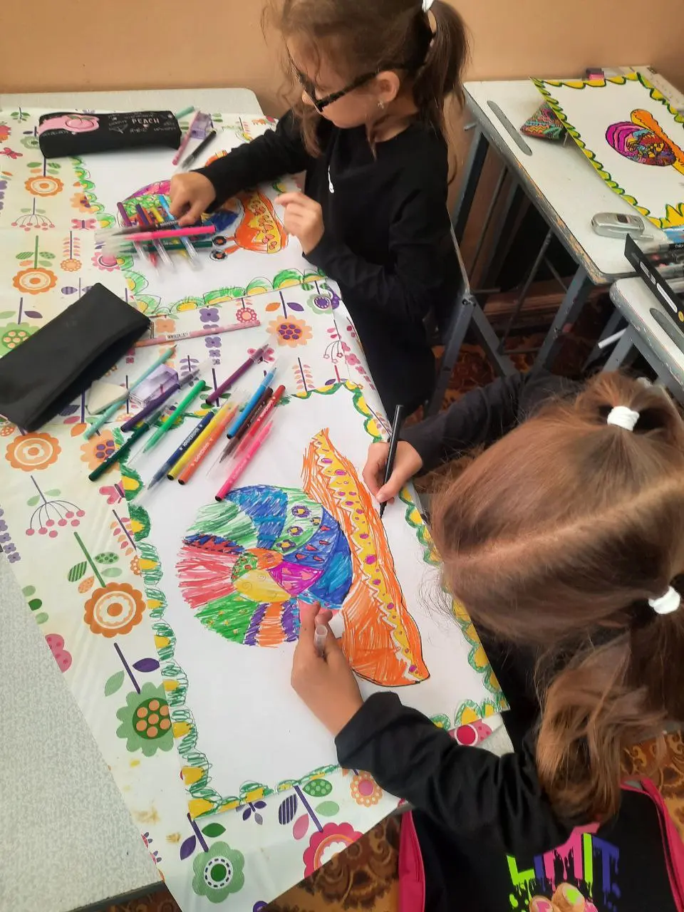 Изостудия Палитра для детей 7-8 лет. Графика Улитка (орнаменты)