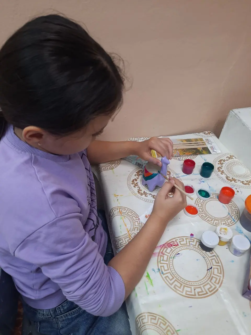 Изостудия Палитра: Лепка и роспись Лама (дети 9-12 лет)