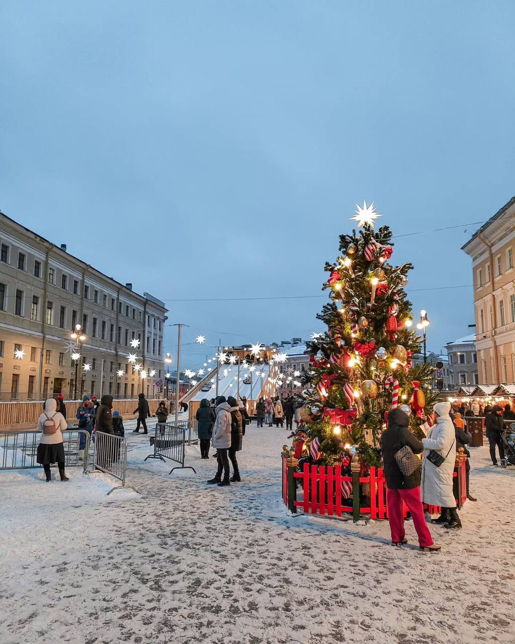 Ярмарка на Дворцовой
