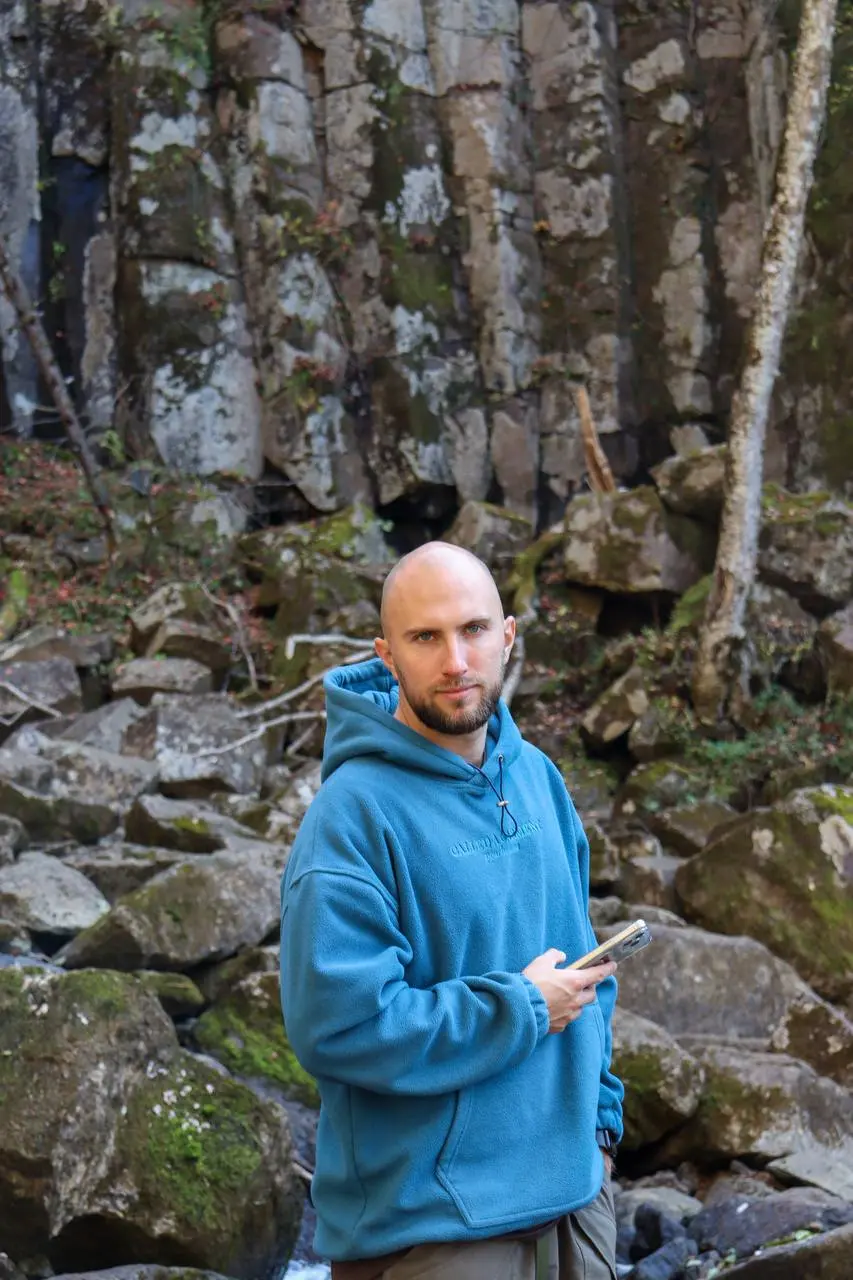 Водопад Неожиданный и отдых в коттедже с баней и горячим бассейном